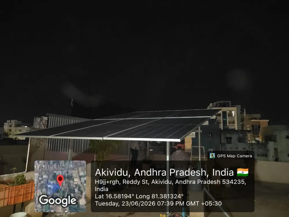 Completed rooftop array, Akividu